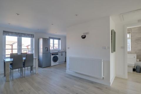 2 bedroom apartment to rent, Druids Close, Beck Row, IP28