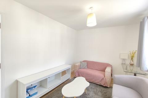 1 bedroom apartment to rent, Jersey Road, HOUNSLOW