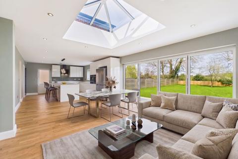 4 bedroom detached house for sale, Lowdham Lane, Woodborough, Nottingham