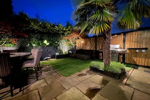 3 bedroom semi-detached house for sale, Drapers Court, Lowton, WA3