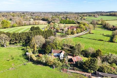 3 bedroom detached house for sale, Old Chertsey Road, Woking
