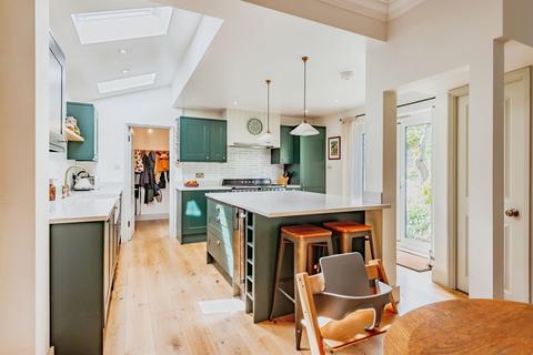 2 bedroom semi-detached house for sale, Earlswood Road, Redhill