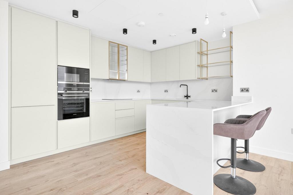 Apartment in Islington - View 4