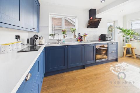 3 bedroom semi-detached house for sale, Grosvenor Way, Kettering NN15