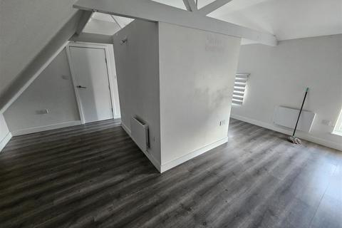 1 bedroom house to rent, Butter Market, Ipswich