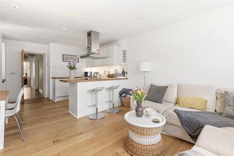 2 bedroom apartment for sale, Cavendish Road, SW12