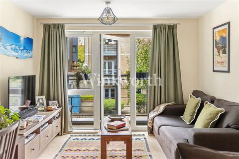 2 bedroom apartment for sale, Princes Close, London, N4