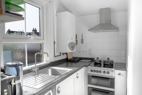 Studio for sale, Alpha Road, Cambridge, CB4