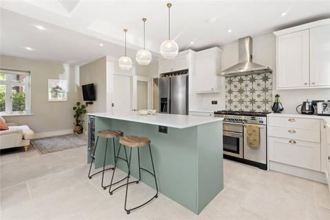 5 bedroom house for sale, Abbotswood Road, SW16