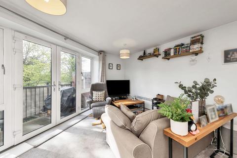 2 bedroom apartment for sale, Goodes Court, Royston SG8