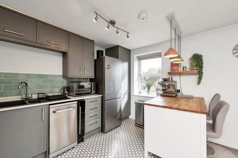 2 bedroom apartment for sale, Goodes Court, Royston SG8