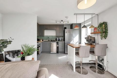 2 bedroom apartment for sale, Goodes Court, Royston SG8