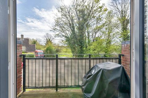 2 bedroom apartment for sale, Goodes Court, Royston SG8