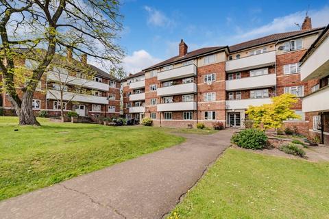 2 bedroom flat to rent, Wilton Road, Muswell Hill, N10