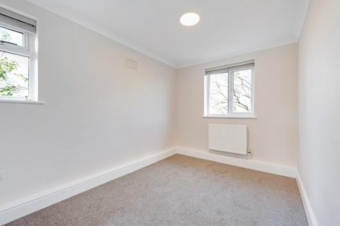 2 bedroom flat to rent, Wilton Road, Muswell Hill, N10