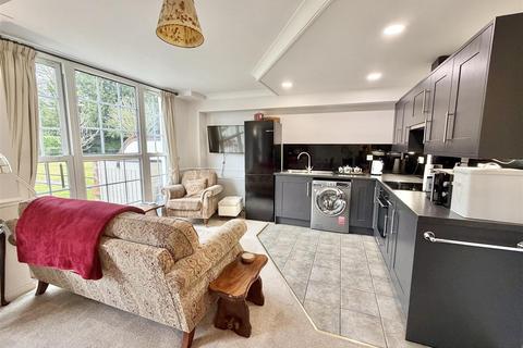 1 bedroom apartment for sale, 12 Oxon Hall, Holyhead Road, Shrewsbury, SY3 8BW