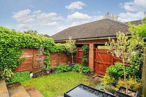 3 bedroom house for sale, Cardwells Keep, Guildford, GU2
