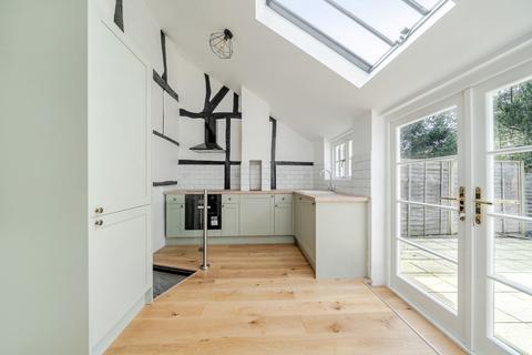 3 bedroom end of terrace house to rent, Ockford Road, Godalming, Surrey, GU7