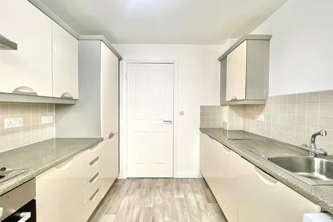 2 bedroom flat to rent, Cosgrove Court, Newcastle Upon Tyne, NE7