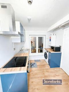 2 bedroom apartment to rent, Church Street, Staines upon thames TW18
