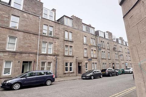 3 bedroom flat for sale, Lorimer Street, Flat E, Dundee DD3