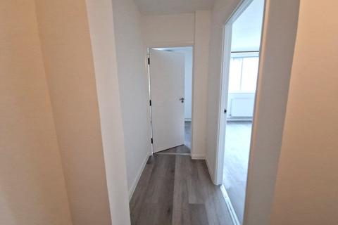 2 bedroom flat to rent, LONDON NW9