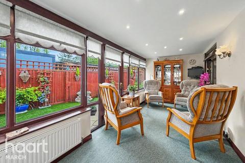 3 bedroom detached bungalow for sale, Wilkinson Close, March