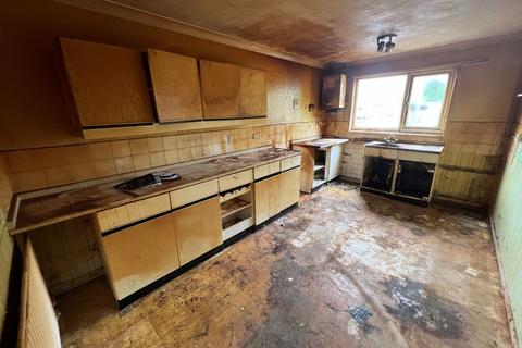 2 bedroom terraced house for sale, 36 Maple Close, Trench, Telford, TF2 6SN
