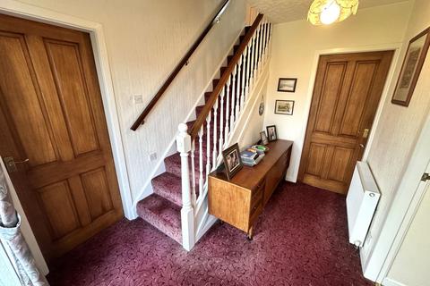 4 bedroom semi-detached house for sale, 15 Tandle Hill Road, Royton OL2 5UU