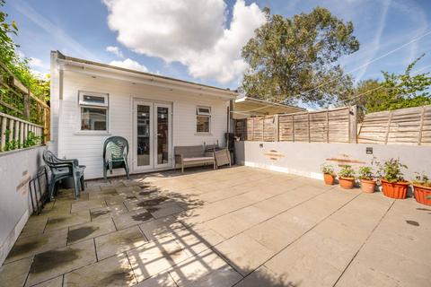 5 bedroom terraced house for sale, St Johns Road, Walthamstow, London, E17