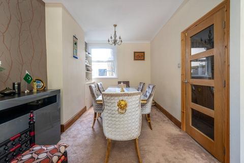 5 bedroom terraced house for sale, St Johns Road, Walthamstow, London, E17