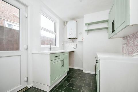 2 bedroom terraced house to rent, Bulstrode Road, IPSWICH