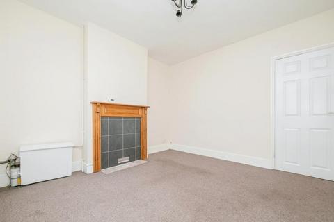 2 bedroom terraced house to rent, Bulstrode Road, IPSWICH