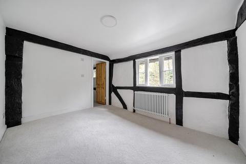 2 bedroom end of terrace house to rent, Ockford Road, Godalming, Surrey, GU7