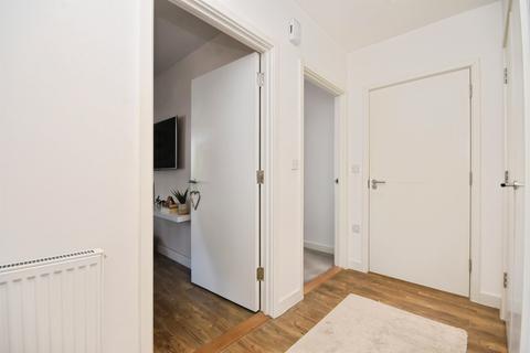 1 bedroom apartment for sale, Safflower Lane, Romford