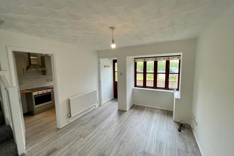 1 bedroom cluster house to rent, Riverside Way, BRANDON