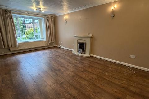 2 bedroom bungalow to rent, Belfry Close, Barnwood, Gloucester, GL4