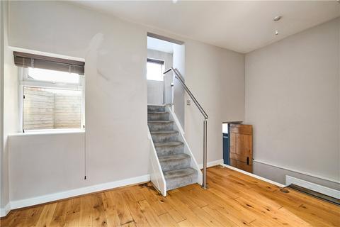 2 bedroom end of terrace house for sale, Northgate, Baildon, West Yorkshire, BD17