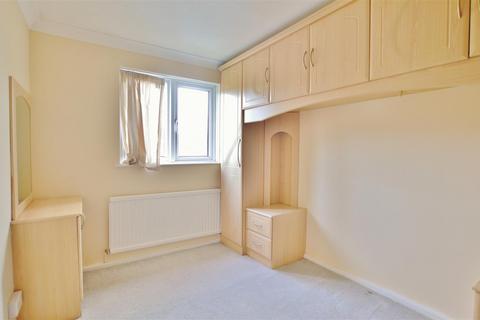 1 bedroom flat for sale, Greystoke Road, Slough