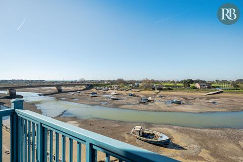 2 bedroom flat for sale, Broad Reach Mews, Shoreham-by-sea BN43