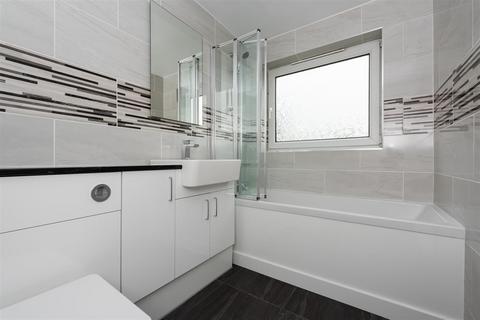 2 bedroom apartment to rent, Chesterwood Drive, Broomhill, Sheffield