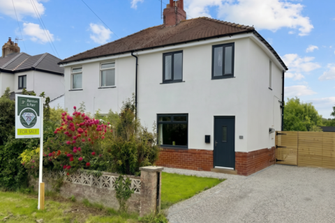 3 bedroom semi-detached house for sale, Boston Spa ~ Grove Crescent, LS23