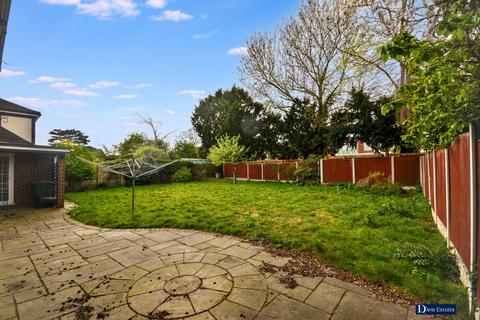 4 bedroom detached house for sale, Yevele Way, Emerson Park, Hornchurch