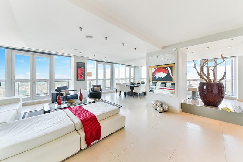 Apartment in Nr Canary Wharf - View 4