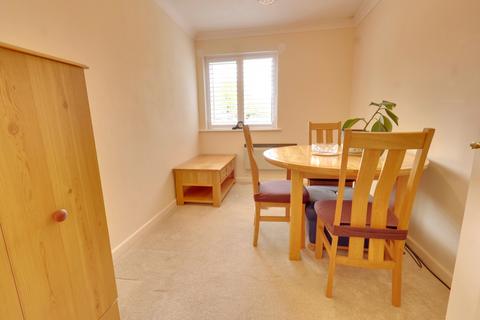 2 bedroom retirement property for sale, SWALLOW COURT, CLANFIELD