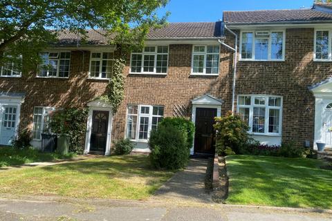 3 bed terraced house for rent in Oakfields, Guildford, GU3