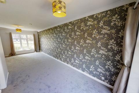 3 bedroom terraced house to rent, Oakfields, Guildford, GU3