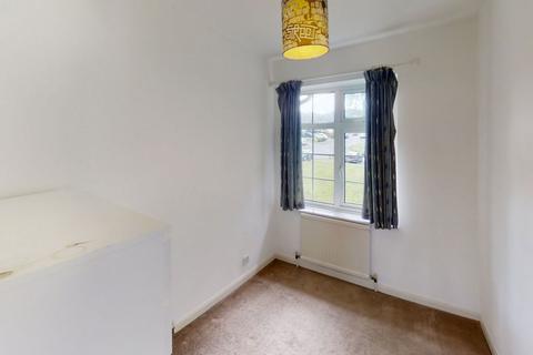 3 bedroom terraced house to rent, Oakfields, Guildford, GU3