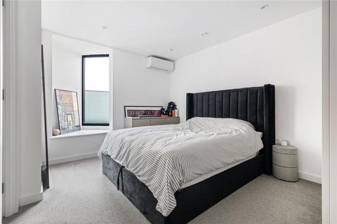 2 bedroom apartment for sale, Osborn Street, London, E1