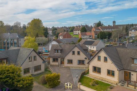 6 bedroom detached house for sale, Middleton Park, Brechin DD9